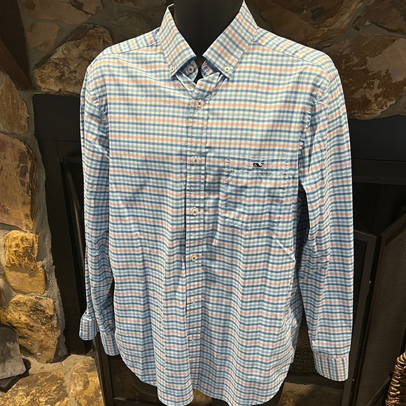 Vineyard Vines Performance Classic Fit Tucker Shirt - Picture 1 of 4